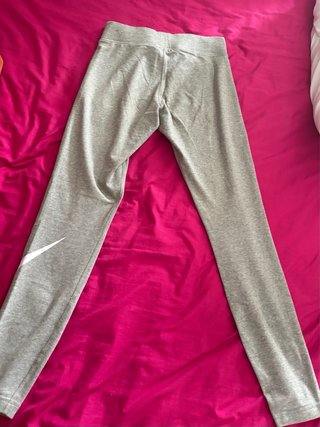 Pantalones Nike grises