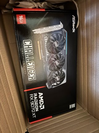 Tarjeta Gráfica 9070XT ASRock Challenger Nueva