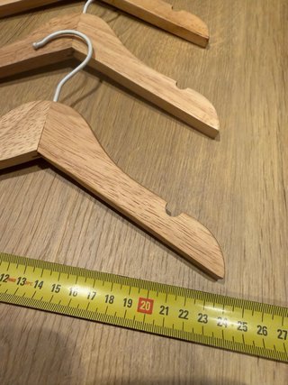 6 perchas bebé madera Zara Home 23,5 cm