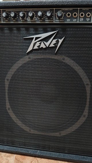 Amplificador Bajo Peavey TNT 130