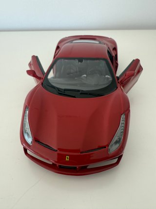 Ferrari 488 GTB Burago 1/24