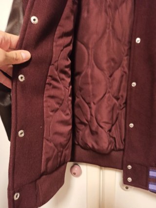 Cazadora Bershka Estilo Universitario