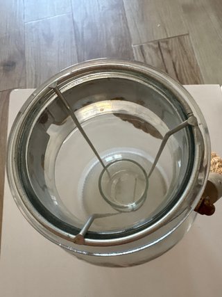 Farol portavelas de cristal y metal