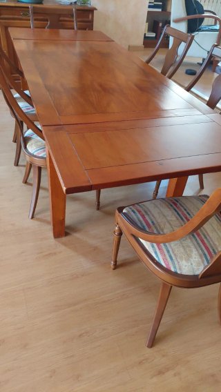 Mesa de comedor con 6 sillas