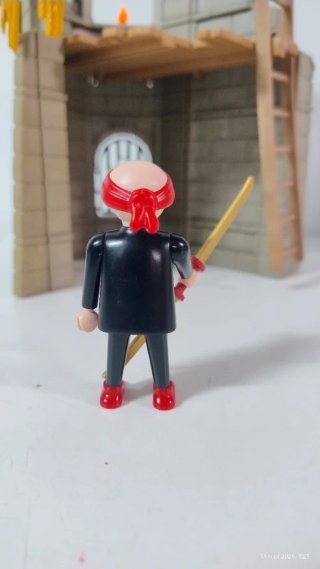PLAYMOBIL GUERRERO SHAOLIN CON ESPADA DOBLE HOJA