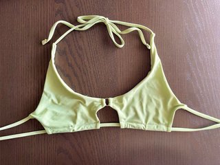 Top bikini verde