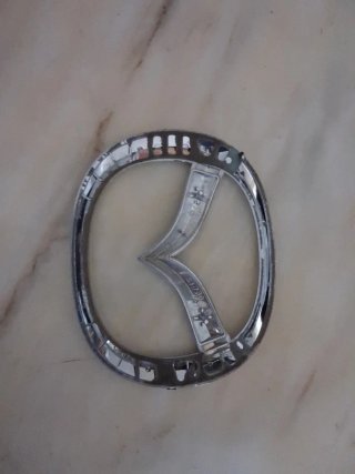 ANAGRAMA / EMBLEMA / LOGO MAZDA