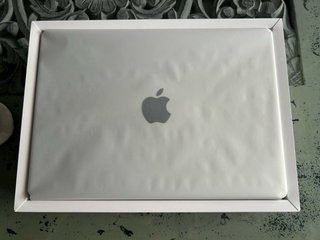 MacBook Pro 14 64GB 1TB US