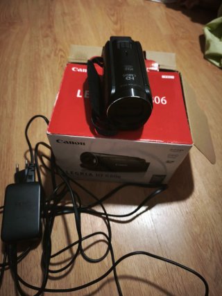 Canon Legria HF R806 Videocámara
