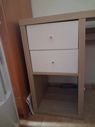 Escritorio madera y blanco