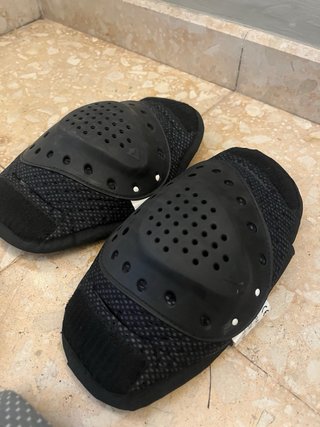 Protecciones Moto Dainese y Alpinestars