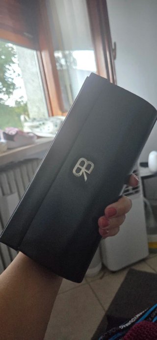 Pochette Renato Balestra nera con logo RB