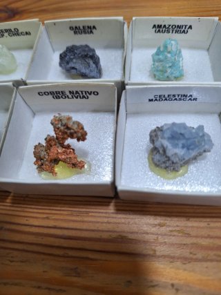 Collezione di 6 minerali...