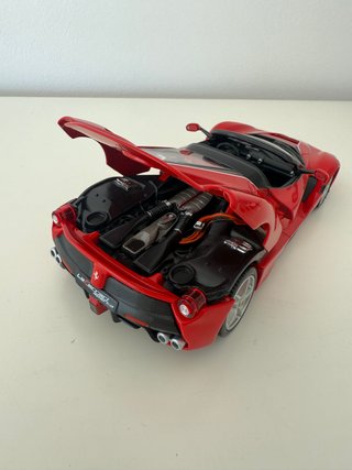 Ferrari Aperta 1/24 Bburago