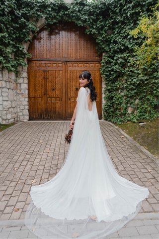 Vestido Novia Boho Romántico + capa de tul