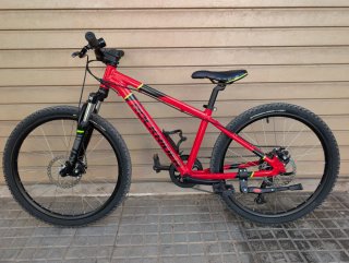 Rockrider ST 900 24” aluminio – muy buen estado