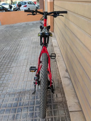 Rockrider ST 900 24” aluminio – muy buen estado