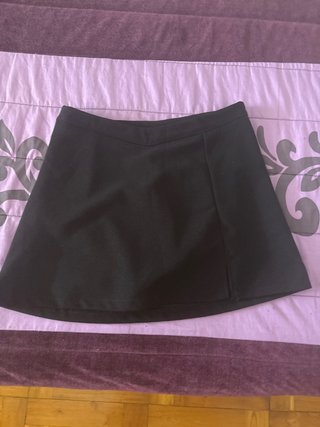 Falda pantalón corta negra