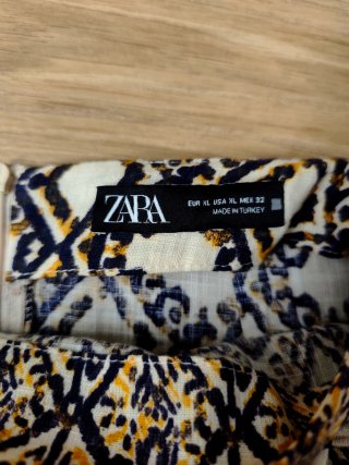 Falda Zara Estampada