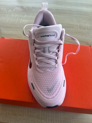 Zapatillas Nike Vomero Plus T.36