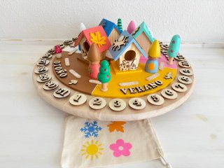 Calendario de madera educativo