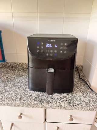 Freidora de aire Cosori 5.5L Negra
