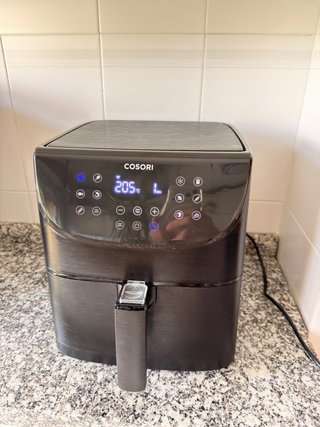 Freidora de aire Cosori 5.5L Negra