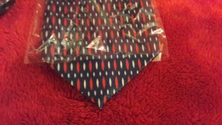 Cravatta poliestere blu motivi bianco e rosso