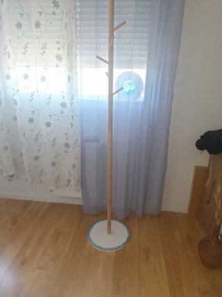 Perchero de madera