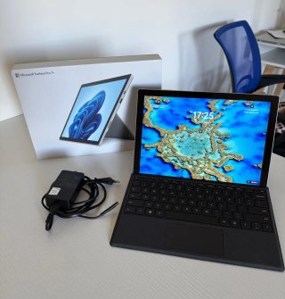 Microsoft Surface Pro 7+