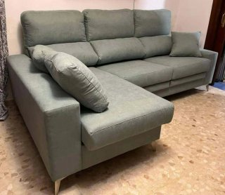 Chaiselongue extraíble con patas altas