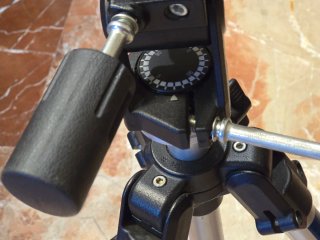 Trípode Manfrotto con rótula