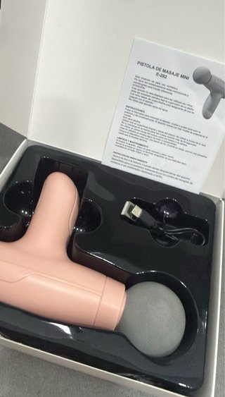 Mini pistola de masaje facial portátil
