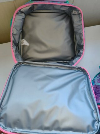 Mochila infantil con ruedas y diseño de caballitos