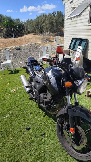 Honda CBF250 Negra