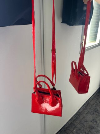 Bolso pequeño charol rojo