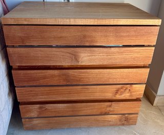 2 Mesitas de noche de madera