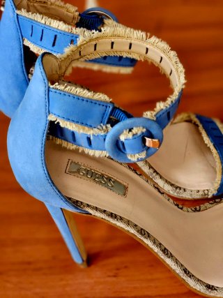 Sandalias Guess Talla 38 Azul