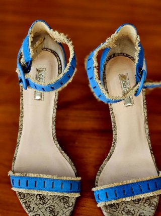 Sandalias Guess Talla 38 Azul