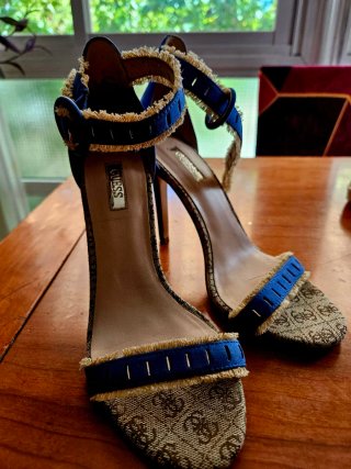 Sandalias Guess Talla 38 Azul