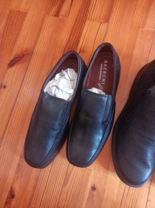(NUEVOS) Zapatos de piel negros