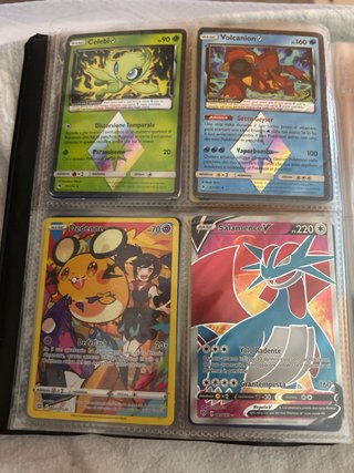 Carte Pokémon Charizard V, Morpeko V, Arcanine EX