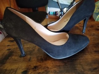 Zapatos de tacón negros para mujer