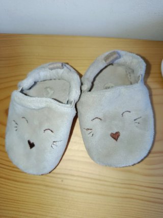 Zapatillas bebé 6-9 meses