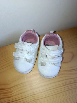 Zapatillas bebé 6-9 meses