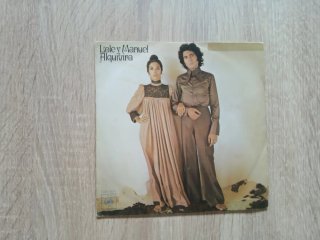Single Lole y Manuel Alquivira