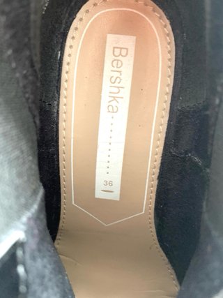 Botines de piel negros