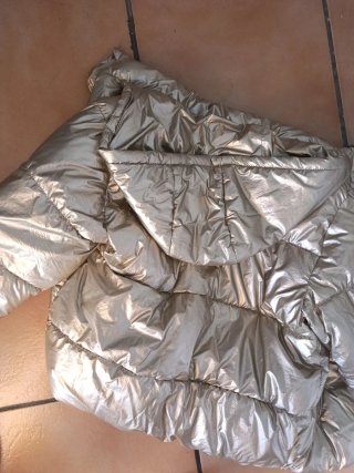 Chaquetón niña dorado talla 11-12 años