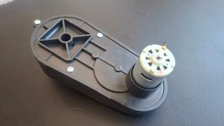 Motor, cargador y batería para coche infantil