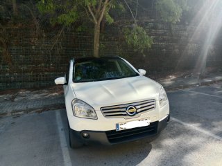Nissan Qashqai+2 2010
